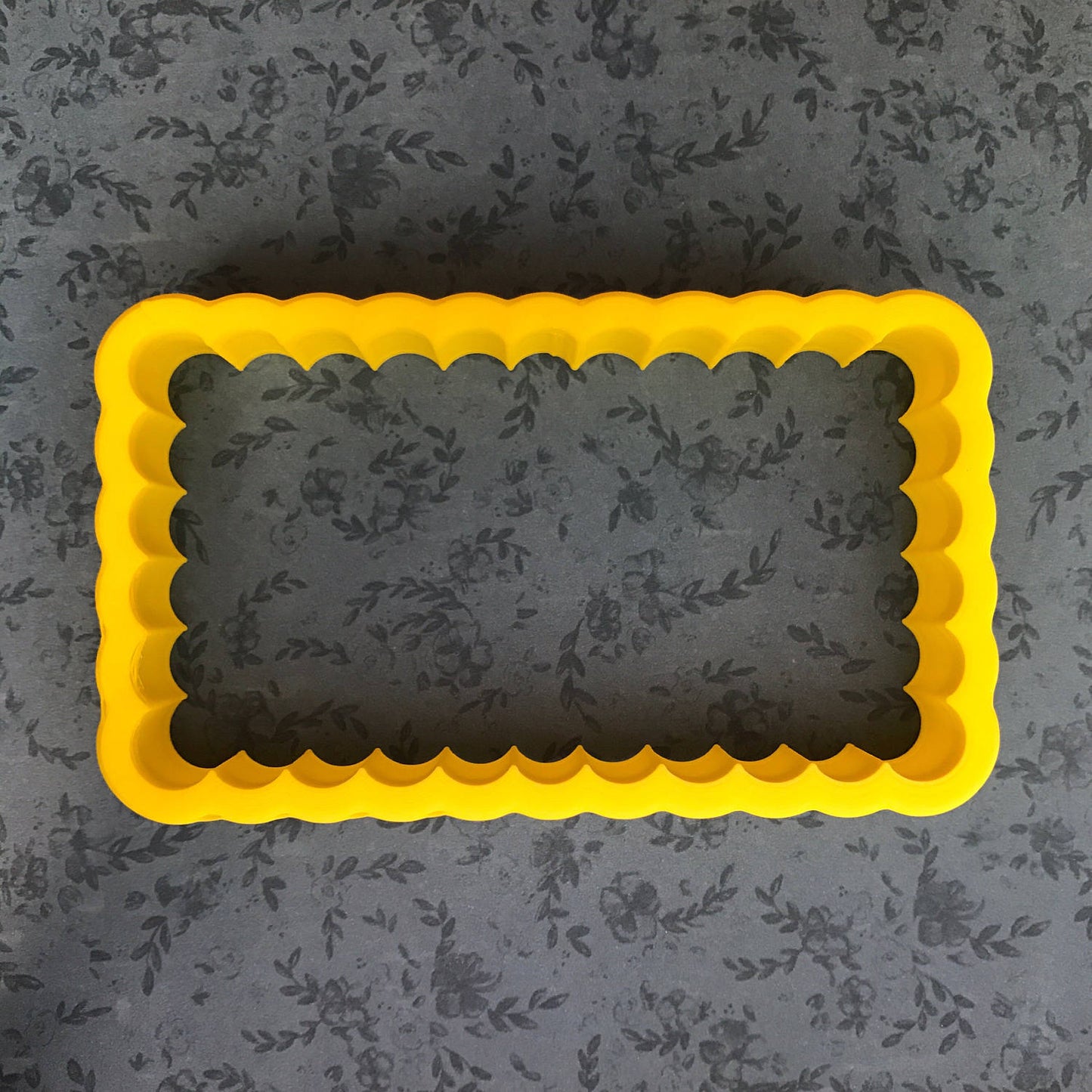 Scallop Frames Cookie Cutter - Periwinkles Cutters