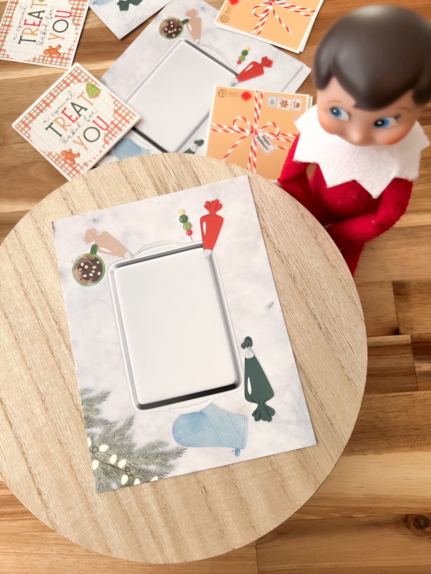 Elf Decorating Station PRE PRINTED - 25 Tags - Periwinkles Cutters Sticker